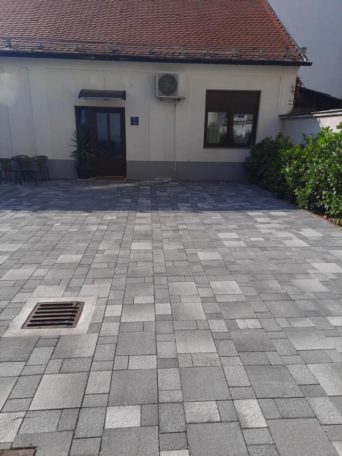 Albert Home Karlovac Zewnętrze zdjęcie